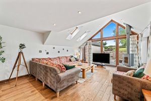 Lounge- click for photo gallery